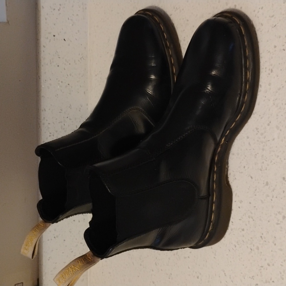 Dr Martens  Boots Size 10.5 Men - Picture 2 of 6
